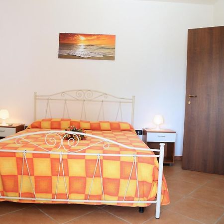 Апартаменти Damiavacanze Casa Vacanza Al Mare A Торре-Вадо Номер фото