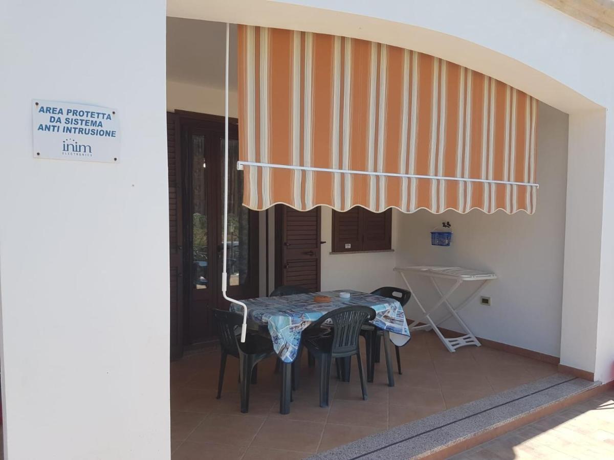 Апартаменти Damiavacanze Casa Vacanza Al Mare A Торре-Вадо Екстер'єр фото