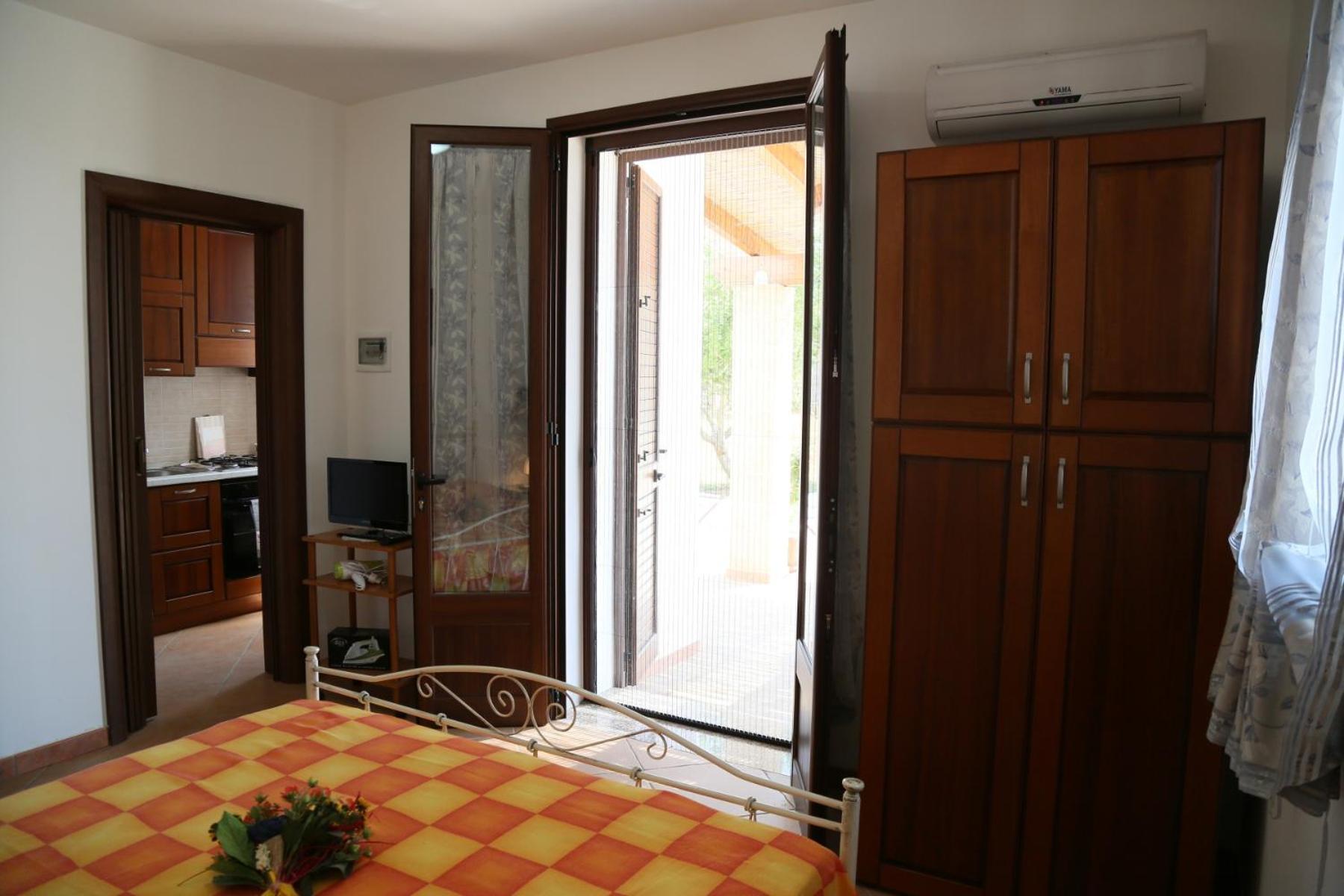 Апартаменти Damiavacanze Casa Vacanza Al Mare A Торре-Вадо Номер фото